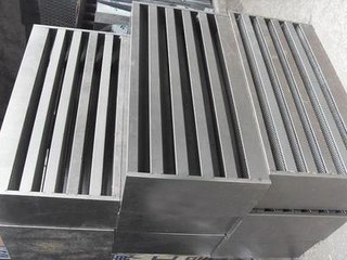 ����\�������~��